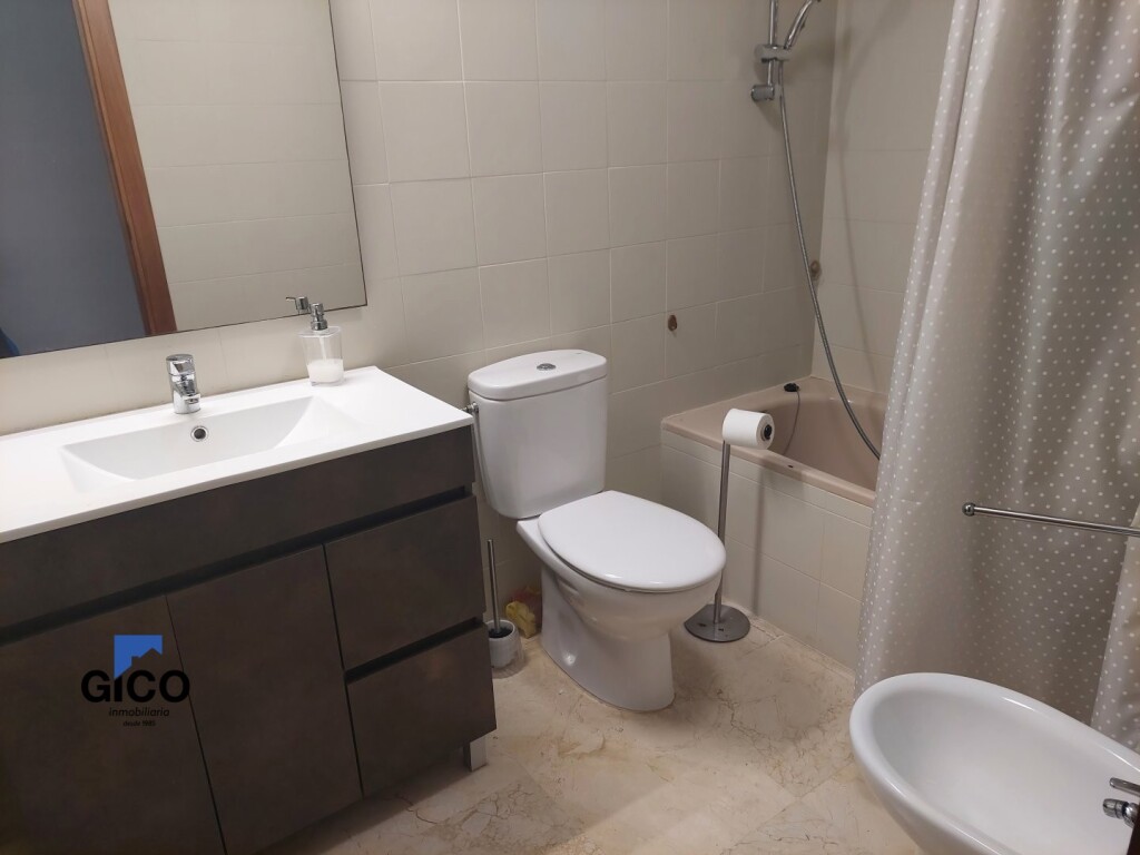 BAÑO AVENIDA ESPAÑA